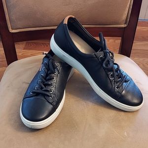 Ecco leather